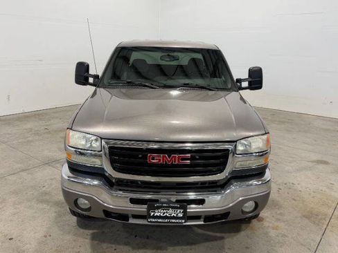 Used 2007 GMC Sierra 2500 SLE w/ Heavy-Duty Power Package image 4