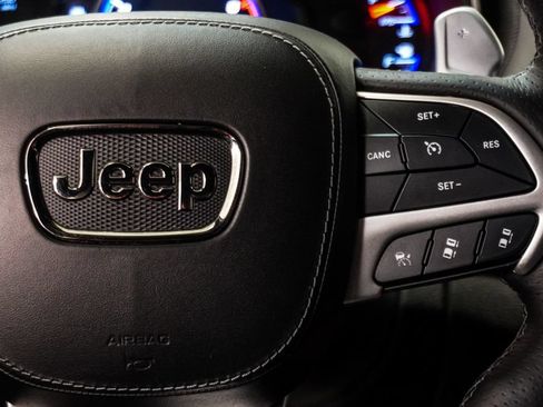 Used 2018 Jeep Grand Cherokee Trackhawk AWD/4WD image 14