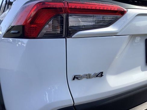 Used 2024 Toyota RAV4 LE image 41
