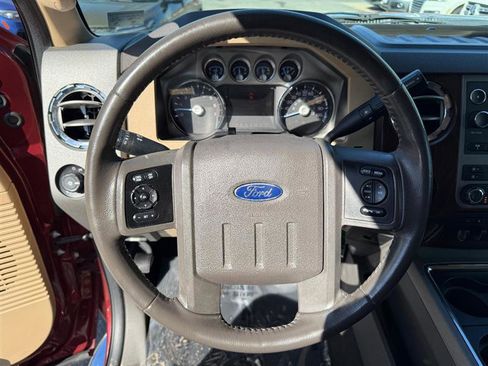 Used 2012 Ford F250 Lariat w/ Lariat Interior Pkg image 30