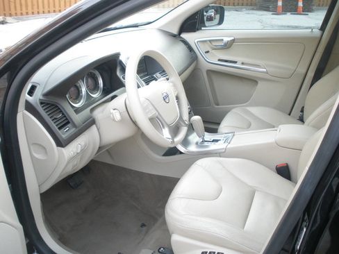 Used 2012 Volvo XC60 3.2 image 27