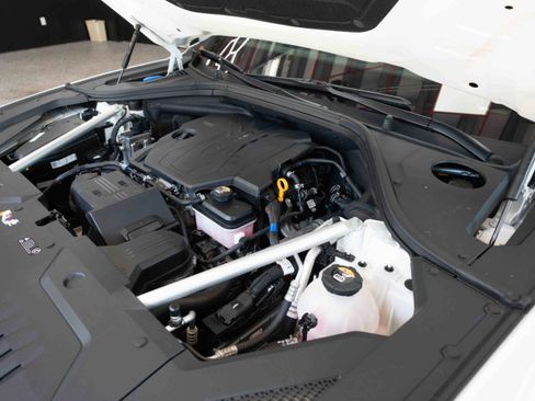 Used 2025 Genesis GV70 2.5T w/ Sport Prestige Package image 34