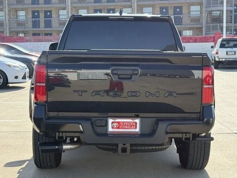 Used 2025 Toyota Tacoma TRD Sport RWD image 5