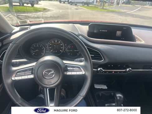 Used 2022 MAZDA CX-30 AWD 2.5 S w/ Premium Package image 16