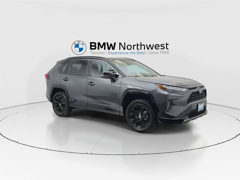 Used 2024 Toyota RAV4 XSE AWD/4WD image 6