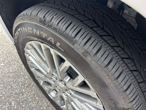 Certified 2026 GMC Acadia Denali w/ LPO, Floor Liner Package image 8