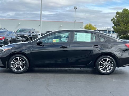 Used 2023 Kia Forte LXS image 9