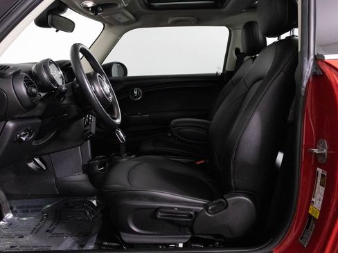 Used 2020 MINI Cooper 2-Door Hardtop image 19