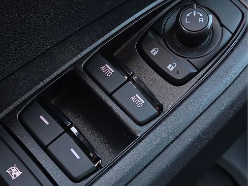 New 2026 Subaru Crosstrek 2.5i Sport image 18