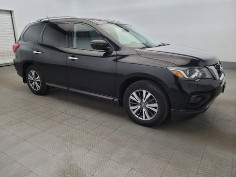 Used 2018 Nissan Pathfinder S AWD/4WD image 11