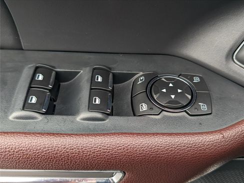 Used 2022 Ford Expedition Max Limited image 22