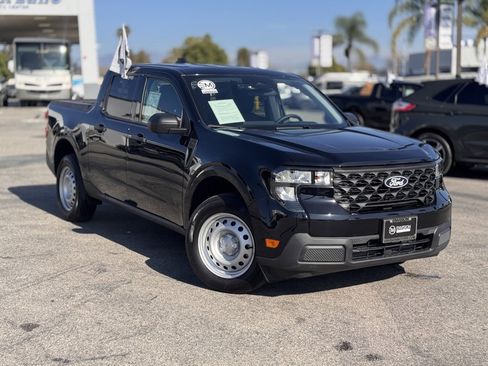 Used 2025 Ford Maverick XL w/ 4K Tow Package image 2