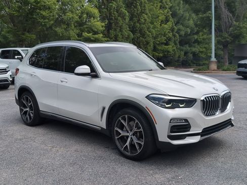 Used 2019 BMW X5 xDrive40i w/ Premium Package 2 AWD/4WD image 3