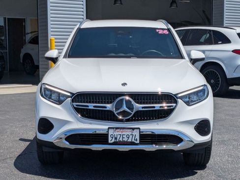 Used 2026 Mercedes-Benz GLC 300 image 2