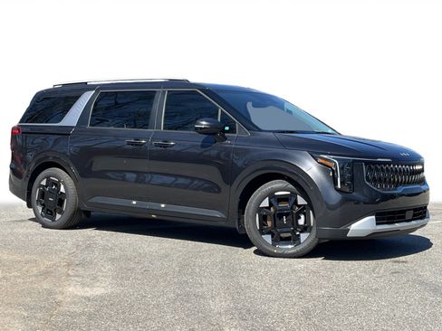 New 2026 Kia Carnival EX FWD image 2