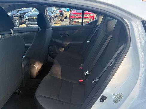 Used 2025 Nissan Sentra S FWD image 21