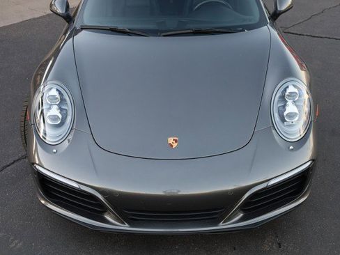 Used 2017 Porsche 911 Carrera image 9