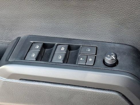 Used 2023 Toyota Tacoma SR AWD/4WD image 21