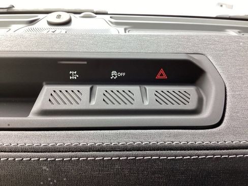 New 2025 Ford Bronco Outer Banks image 53