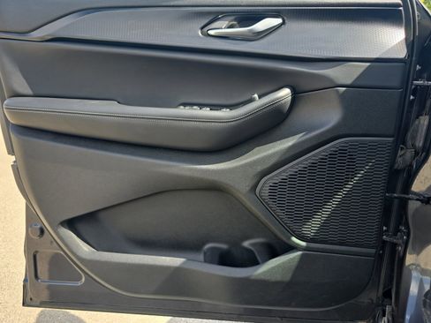 Certified 2025 Jeep Grand Cherokee L Laredo image 29