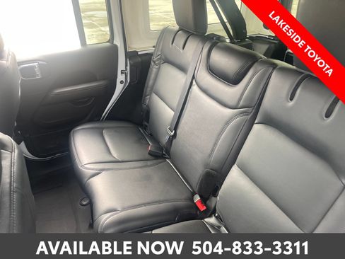 Used 2023 Jeep Wrangler Unlimited Sahara AWD/4WD image 21