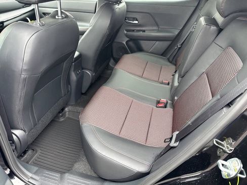 New 2026 Nissan Kicks SR w/ Illumination Package FWD image 19