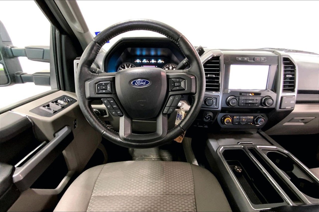 Used 2020 Ford F150 XLT w/ Equipment Group 302A Luxury AWD/4WD image 14