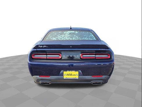 Used 2015 Dodge Challenger SXT Plus w/ Premium Sound Group image 5