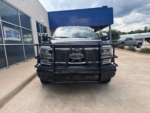 Used 2025 Ford F450 Lariat w/ Lariat Ultimate Package AWD/4WD image 3