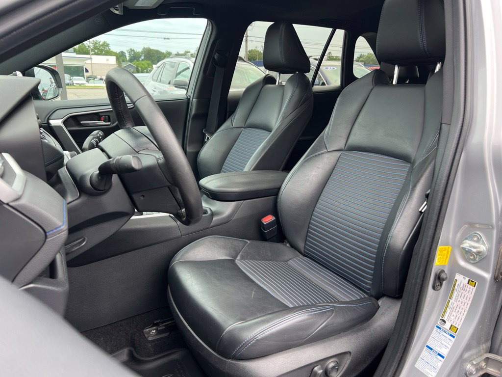 Used 2020 Toyota RAV4 XSE w/ All Weather Liner Package AWD/4WD image 18