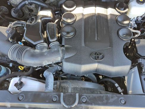 Used 2024 Toyota 4Runner TRD Off-Road image 17