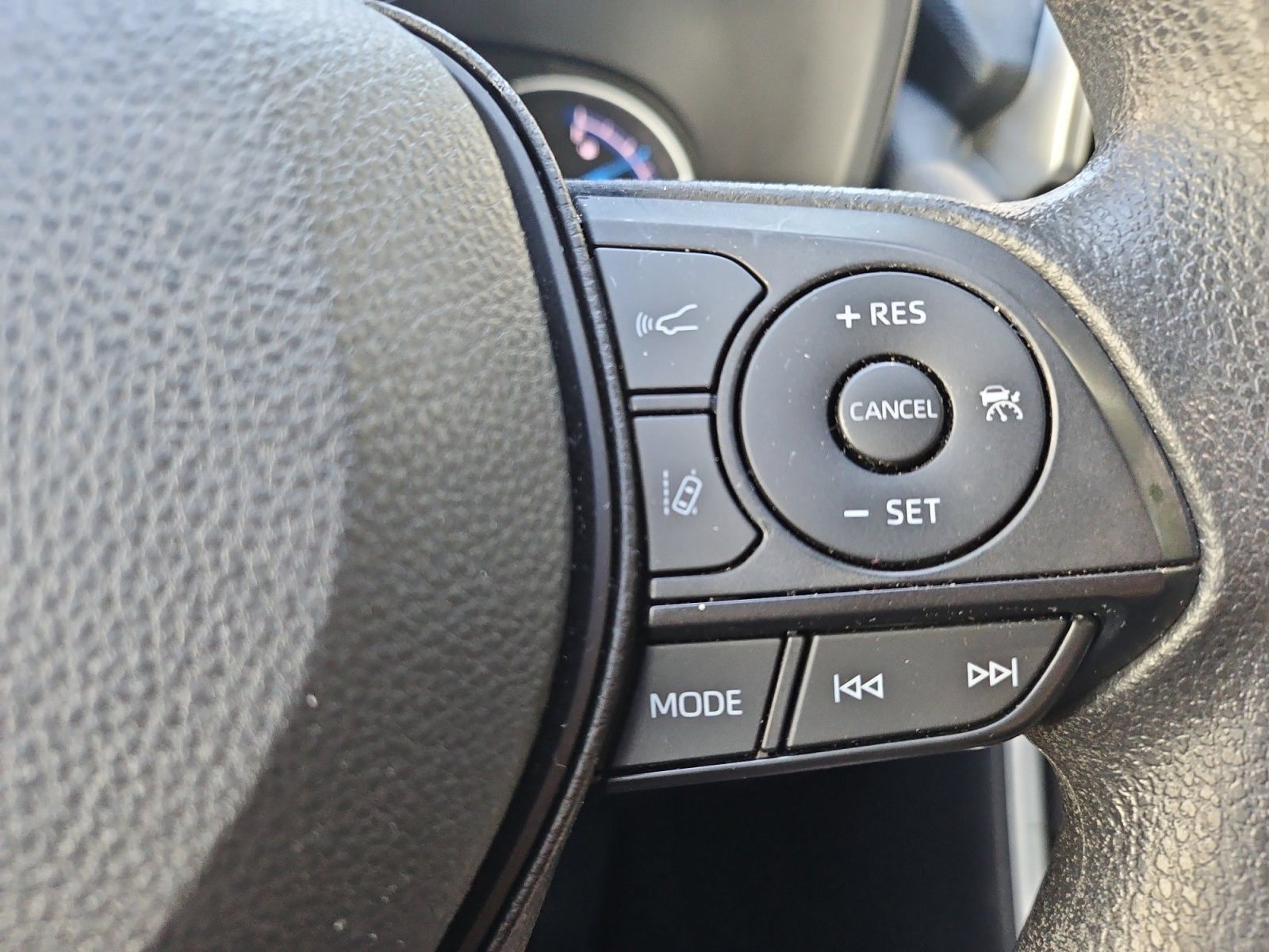 Used 2024 Toyota RAV4 AWD Hybrid image 29