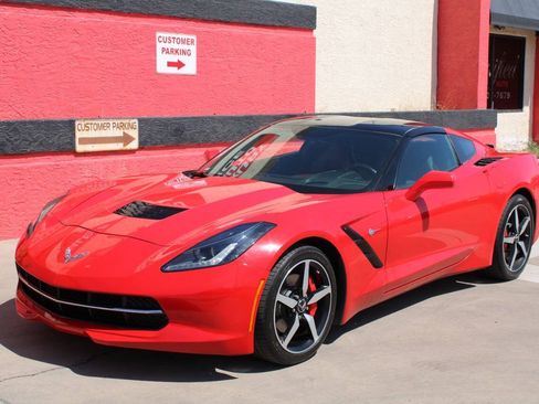 Used 2015 Chevrolet Corvette Stingray Coupe w/ 2LT Preferred Equipment Group RWD image 8