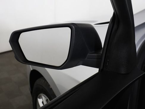 Used 2020 Chevrolet Equinox LS w/ LS Convenience Package FWD image 27
