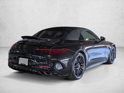 Certified 2022 Mercedes-Benz SL 63 AMG 4MATIC image 8