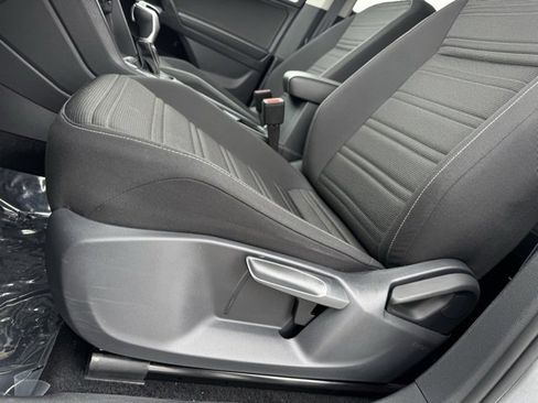 Used 2022 Volkswagen Tiguan S image 7