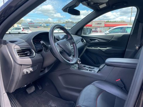 Used 2023 Chevrolet Equinox RS w/ RS Leather Package AWD/4WD image 10