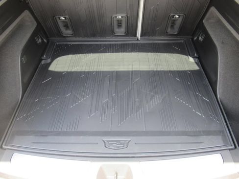 New 2027 Cadillac Optiq Luxury RWD image 33