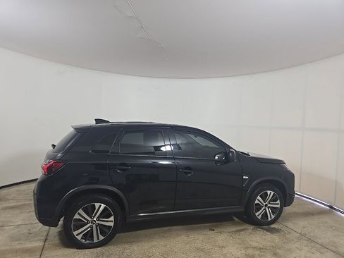 Used 2021 Mitsubishi Outlander Sport ES image 6