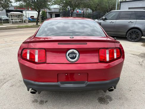 Used 2012 Ford Mustang GT Premium w/ HID Headlamps & Security Pkg RWD image 24