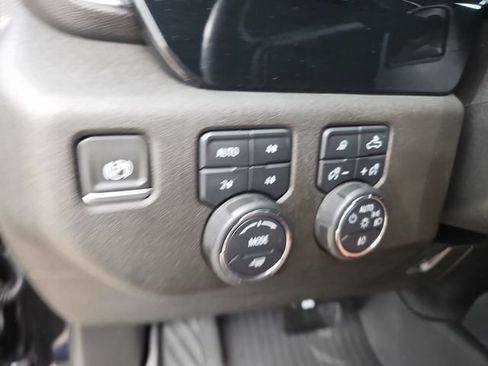 Used 2024 Chevrolet Silverado 2500 LT w/ Texas Edition AWD/4WD image 17