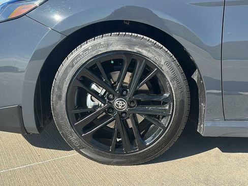 Used 2025 Toyota Camry Hybrid image 7