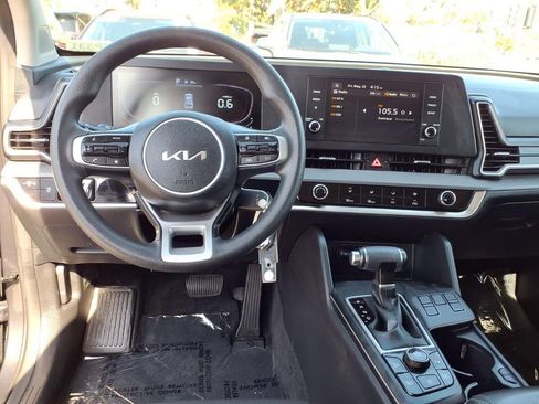 Certified 2023 Kia Sportage LX FWD image 12