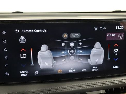 Used 2024 Nissan Ariya AWD image 36