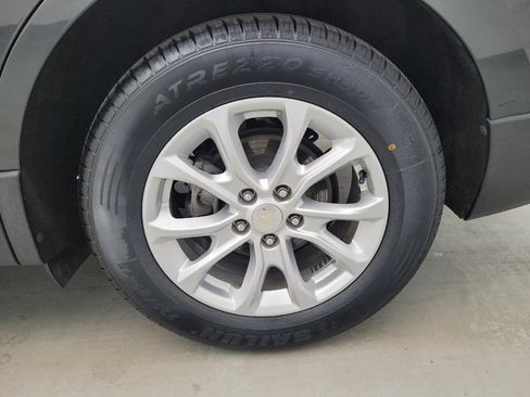 Used 2020 Chevrolet Equinox LT FWD image 31