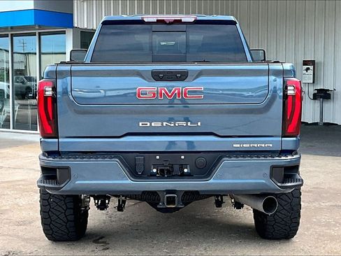 Used 2024 GMC Sierra 2500 Denali w/ Denali Reserve Package AWD/4WD image 4