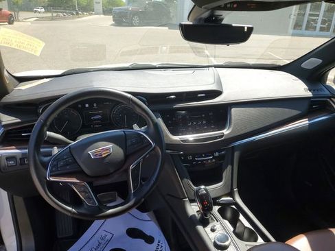 Used 2022 Cadillac XT5 Sportv w/ Technology Package AWD/4WD image 25
