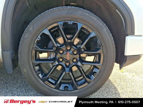 Certified 2023 GMC Sierra 1500 Denali w/ Technology Package AWD/4WD image 9
