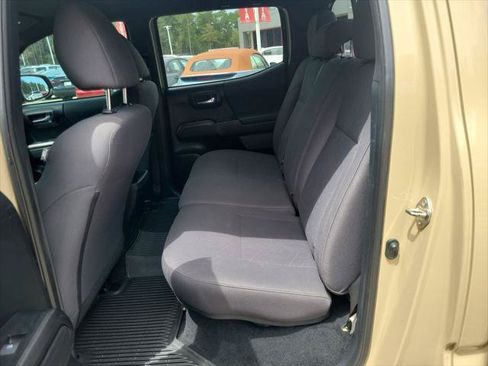 Certified 2019 Toyota Tacoma TRD Sport RWD image 28