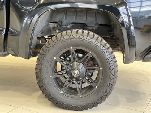 Used 2014 Toyota Tundra Platinum image 13